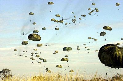 US paratroopers jump into Australia.jpg